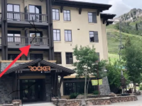 Prime Location Inside Palisades Village.  Steps to Gondola. 1 Bdrm -Sleeps 4 Hoteles en Squaw Valley