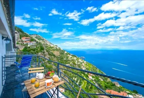 In Amalfi Coast: Modern and elegant "Mareblue" house with wonderful sea view Hotels in Furore