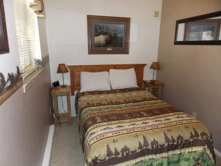 The Madison Cabin in West Yellowstone, MT