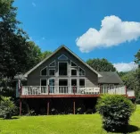 Relax & enjoy the river view, 5 min to Huntsville