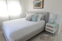 Private Luxury renovated pool house 1.5 miles to Manasota Beach.