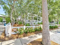 Nestled Inn is your home away from home just steps away from the beach! Hotels in Sunnyside