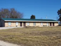 Sassafras Inn/Unit B --- Close to Marina & Boat Launch; 30 min to Eureka Springs