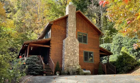 APPsolute Heaven- A 4 Season Mountain Retreat