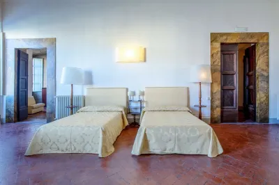 Luxury Palazzo Tempi Apartment - Historical Center, Florence Hotels in San Niccolò