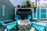 3-BR house walk to beach, shopping, bars, NYC train. 6-beach passes & 4-bikes.