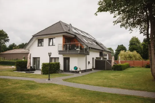 Kavaliershaus Erdgeschoss mit Eigener Terrasse im Henriettenhof