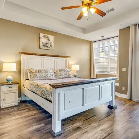 Large Family Alert-Walk-in Lakeview-Sleeps 9-Pools-Near Silver Dollar City