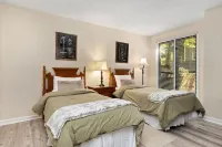Rosie's Retreat: Cozy 3 BR, 3 Bath Condo in Wintergreen Resort, 1 mile to slopes 라이즈 갑 주변 호텔