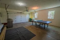 4 bedroom, sleeps 12, close to Grand Park. Hotels in Westfield