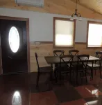 Log Cabin Retreat, Cayuga Wine Trail, Dogs Welcome, Open Year-round