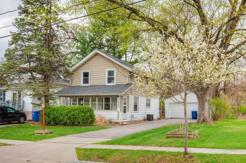 The Cow Tipper: Near Everything - SPA - Game Room - Fire Pit & Patio - Sleeps 10