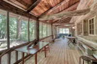 Rustic Historical Cabin Near Wineries & Gold Mines