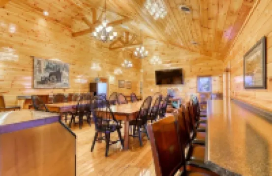 Open for '26 Booking! Theater Room, Game Room, Double Kitchen