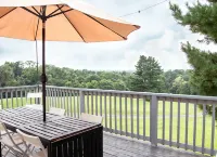 Sky Hi at Buckeye Lake Hotels in Harbor Hills