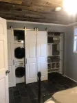 Completely Remodeled-- 1/1 just 2 blocks from the base!