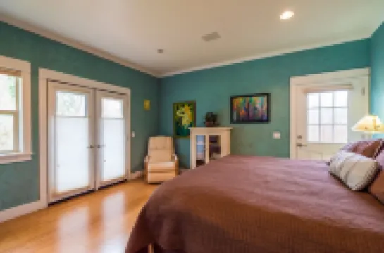 High-End Contemporary Custom Home on 244 Acre Park