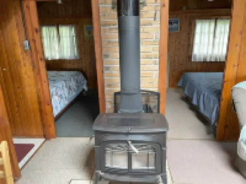 Beautiful Hubbard Lake, Lakefront Cottage