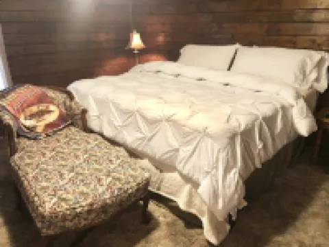 Cozy Country Home 3BR 3BA, 3200 sq. ft. will make your stay truly unforgettable!