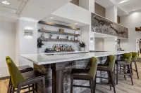 Hampton Inn & Suites Lake George - Barer