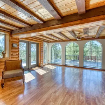 Spacious cabin in the woods w/ a private hot tub, deck, & fireplace  SUV  needed