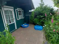Gemütliche Erdgeschosswohnung mit Terrasse Hotels in Westerdeichstrich