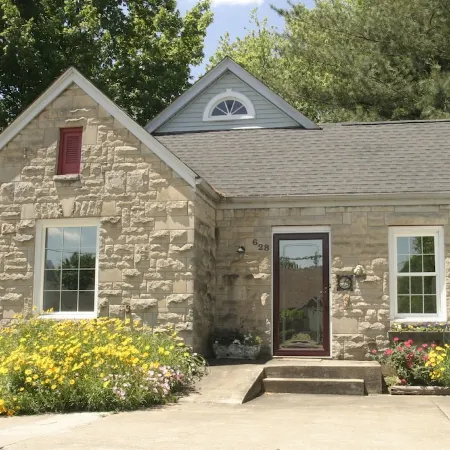 Ron & Orline's Home, park at the door & use our EV 50 amp charger