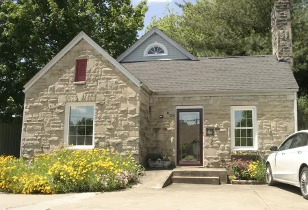 Ron & Orline's Home, park at the door & use our EV 50 amp charger