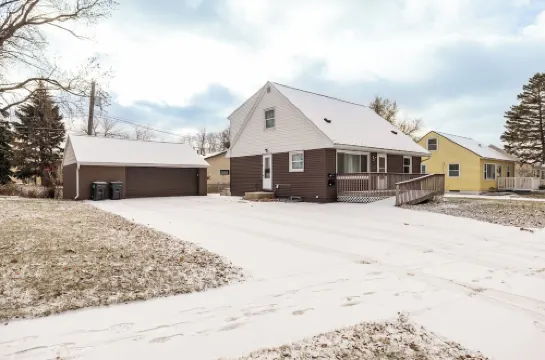 Quaint Home 2 miles from Mayo Handicap Accessible