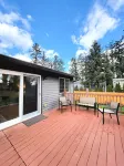 NEW!Beaverton Haven with yard; Pets Allowed
