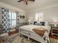 Private Pool & Hot-tub! Walk Downtown; Large Porch; King Beds; Spacious Hotels in Monroe