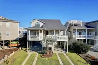 Location! Pool Access and Quick Easy Direct Beach Access.  Rent Sunday to Sunday Hotels in Ocean Isle Beach