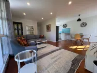 Verandah @ West Pennant Hills with Kingsize Bed and off street parking