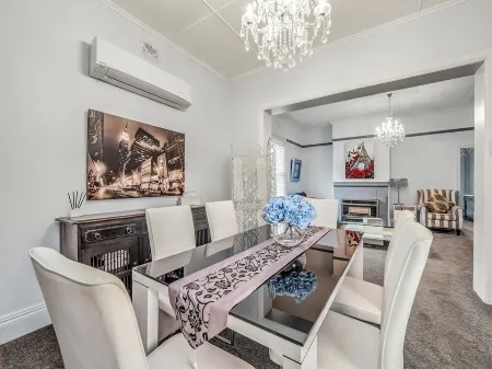 The Cottage - Lithgow