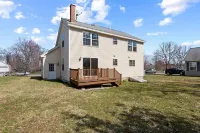 Convenient Portland home 3 miles from Downtown