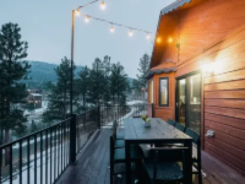 NEW Hot Tub + Arcade + Fire Pit + Mtn Views Hotels in Bailey