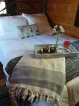 Comfy cabin for two close to Grand Canyon and many Northern Arizona attractions