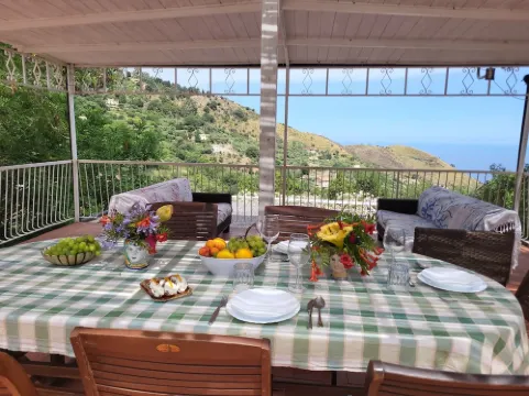 Very nice villa with pool with stunning views in Cefalù