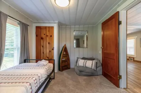 Trail House on the Parkway