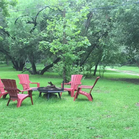 Guadalupe River Road Retreat Bluebird Cabin
