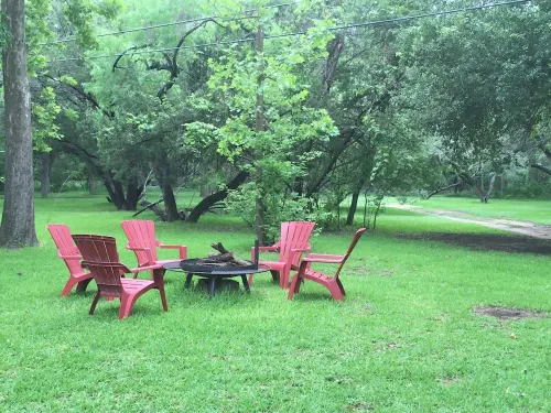Guadalupe River Road Retreat Bluebird Cabin