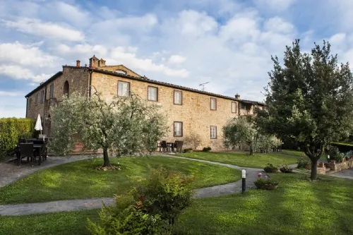 Lodging in Montaione,pool,children pool,Aircon,quiet located, children friendly