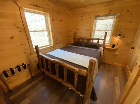 The Cabin at Lapp's Lodging
