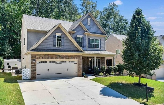 Relaxing Greer 6BR/11bed home near dtown & GSP