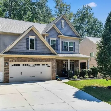 Relaxing Greer 6BR/11bed home near dtown & GSP