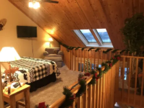 Lake Superior Lakehome With Stunning Views