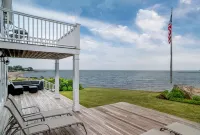 Rare! Private Beachfront House in Madison CT - Sleeps 8 - Last Min Availability Hotels in Madison