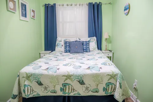 Sun, Sand and Pool : Condo at Savannah, Tybee