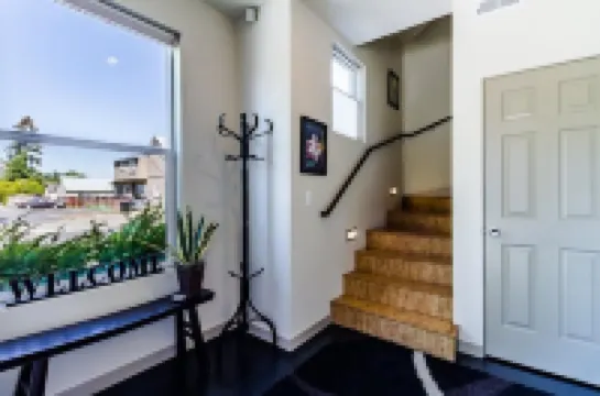 Urban Oasis in Downtown Walla Walla.  Walk to Wine, Restaurants and More!