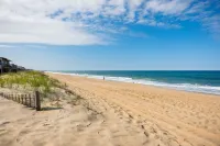 Beachside-Ocean views & Great beach access